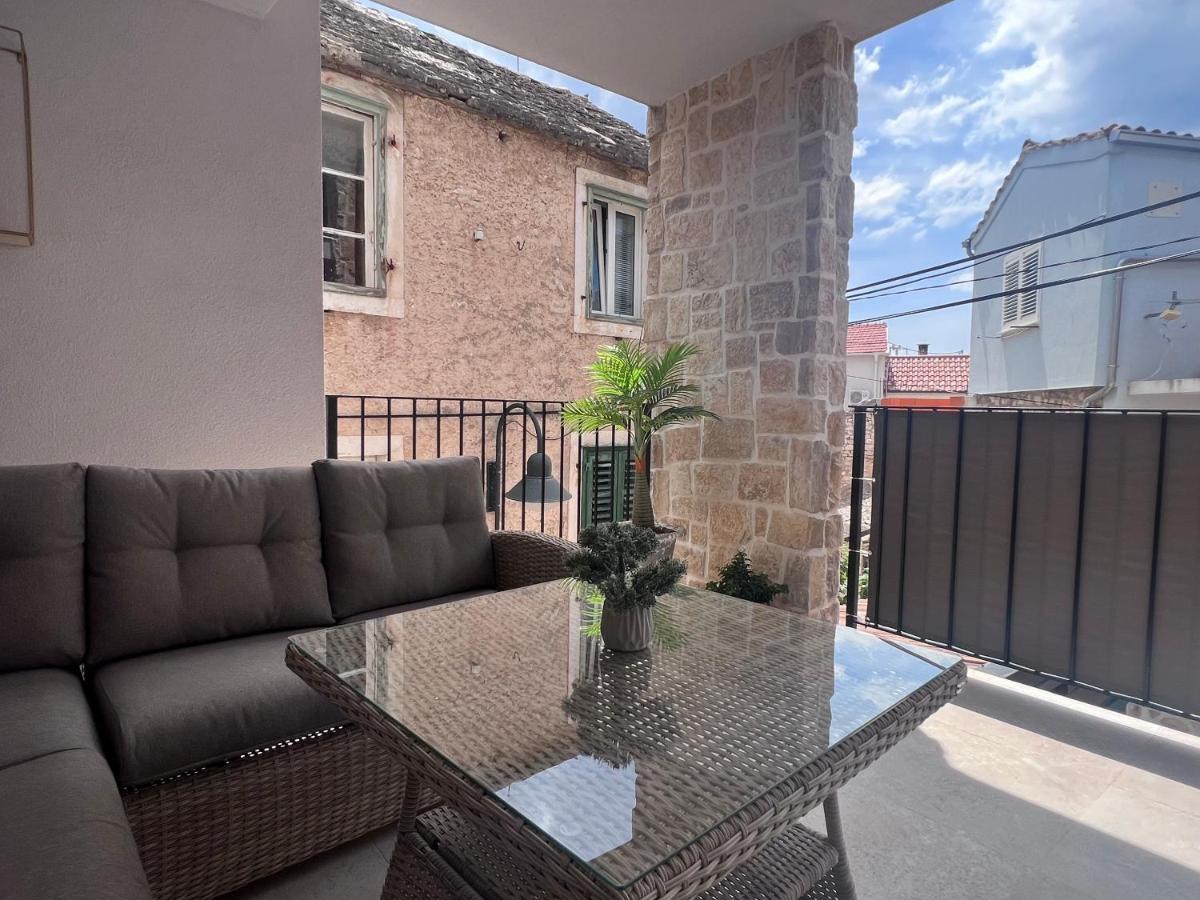 Azalea Dalmacija Luxury And Apartament