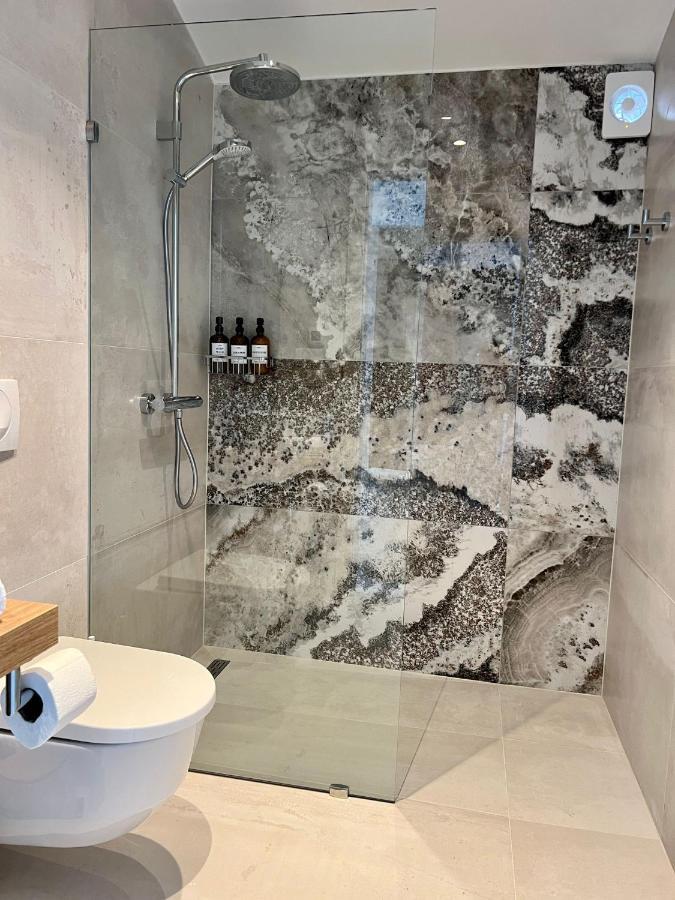Azalea Dalmacija Luxury And Appartamento