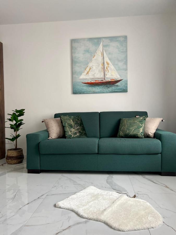 Azalea Dalmacija Luxury And Primošten