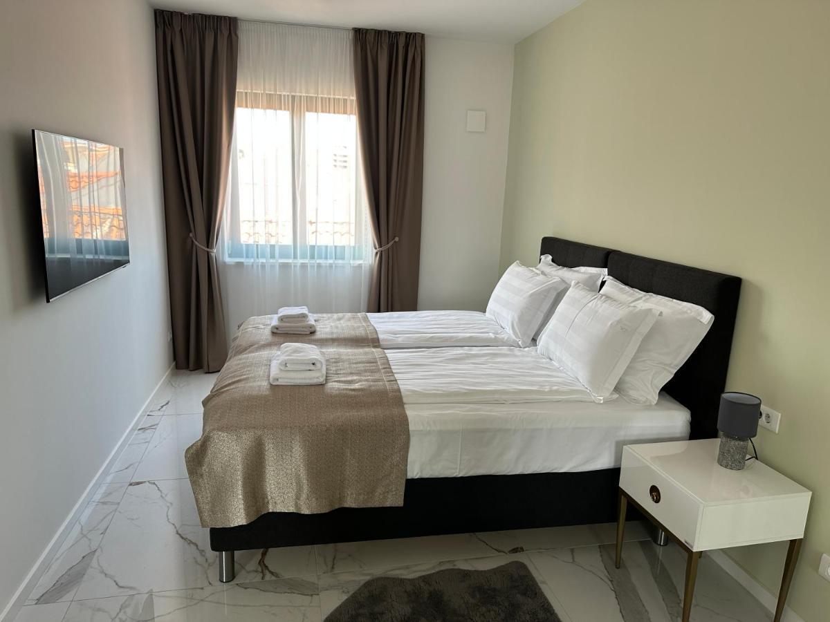 Azalea Dalmacija Luxury And * Primošten